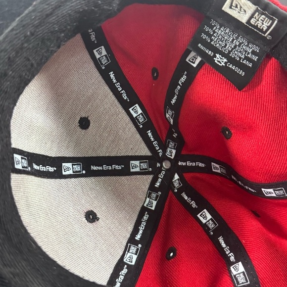 New Era Red and Black Snapback Hat Miami Heat - Picture 2 of 4